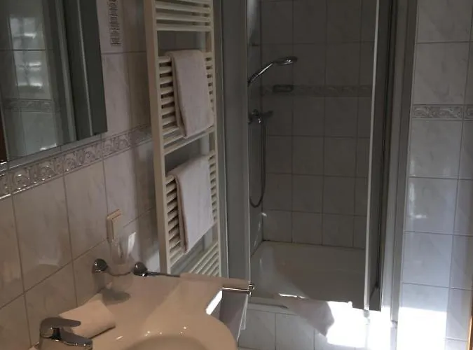 Waldziegelhuette Hotell 3*